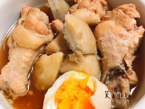 鶏手羽元と里芋の煮物